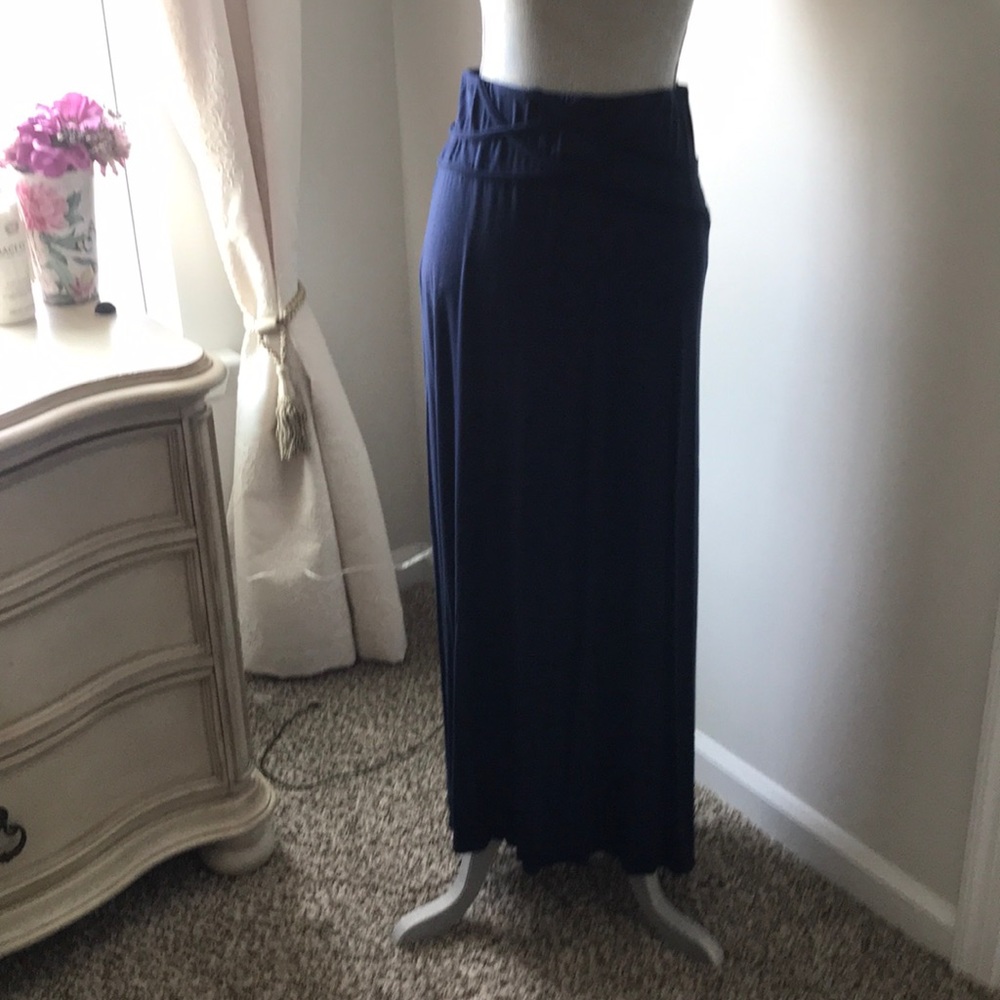Max studio maxi skirt
